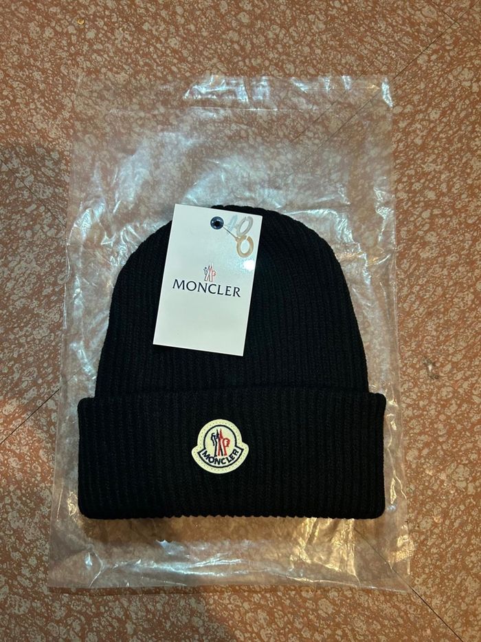 Bonnet Moncler