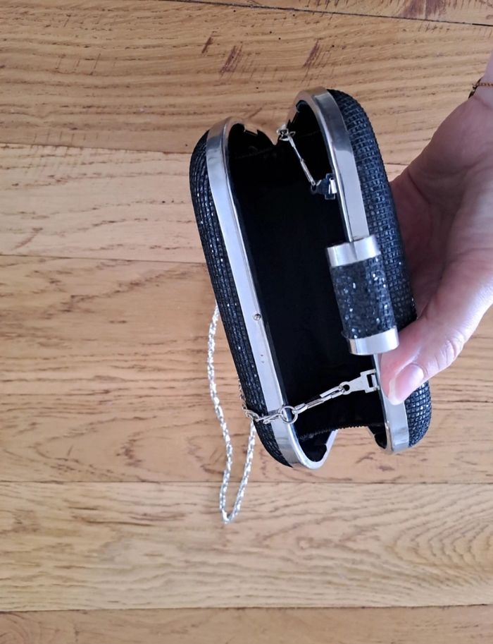 Clutch sac noir à paillettes - photo numéro 4