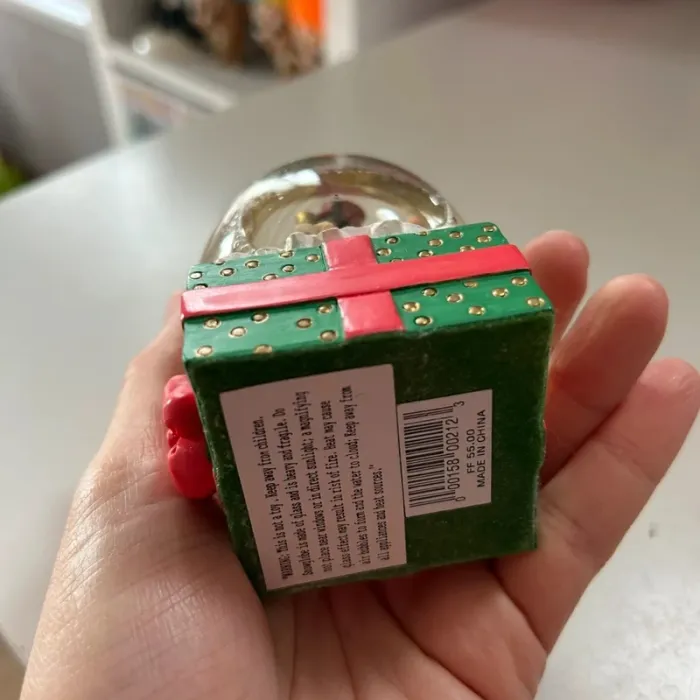 Figurine boule à neige disney mickey noël - photo numéro 8