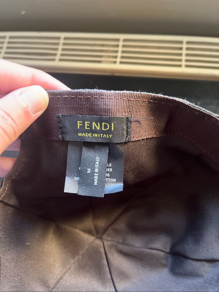 Casquette fendi - photo numéro 6
