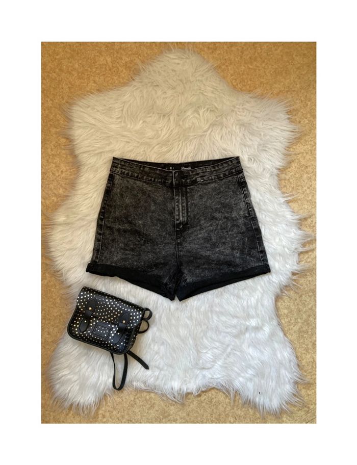 Short taille haute en jean noir délavé Primark Denim and co – Taille M / 38