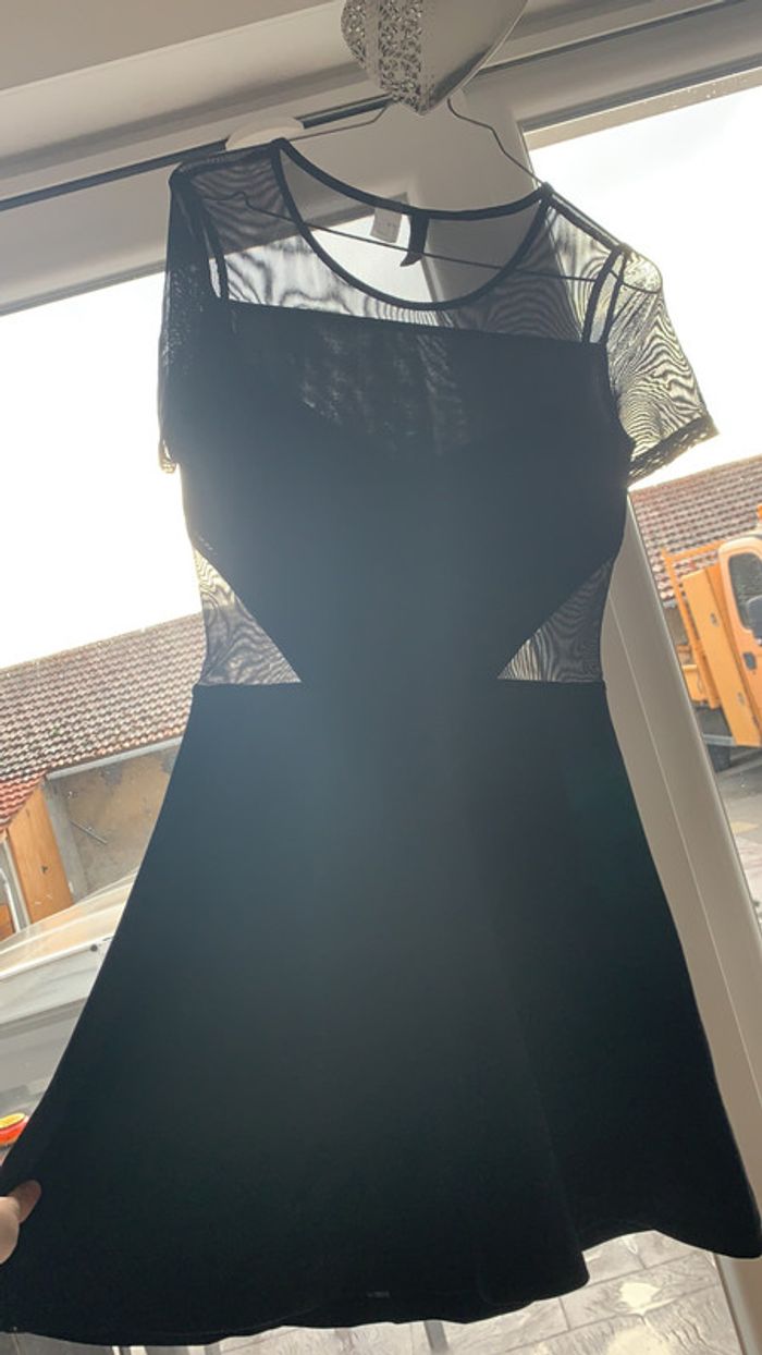 Robe patineuse sexy - photo numéro 5