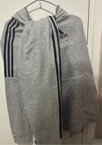 Ensemble Adidas haut bas gris 
