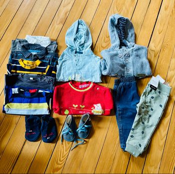 Lot bébé 6 mois + chaussettes offertes