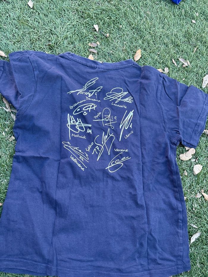TEE shirt équipe de France en 8 ans - photo numéro 2