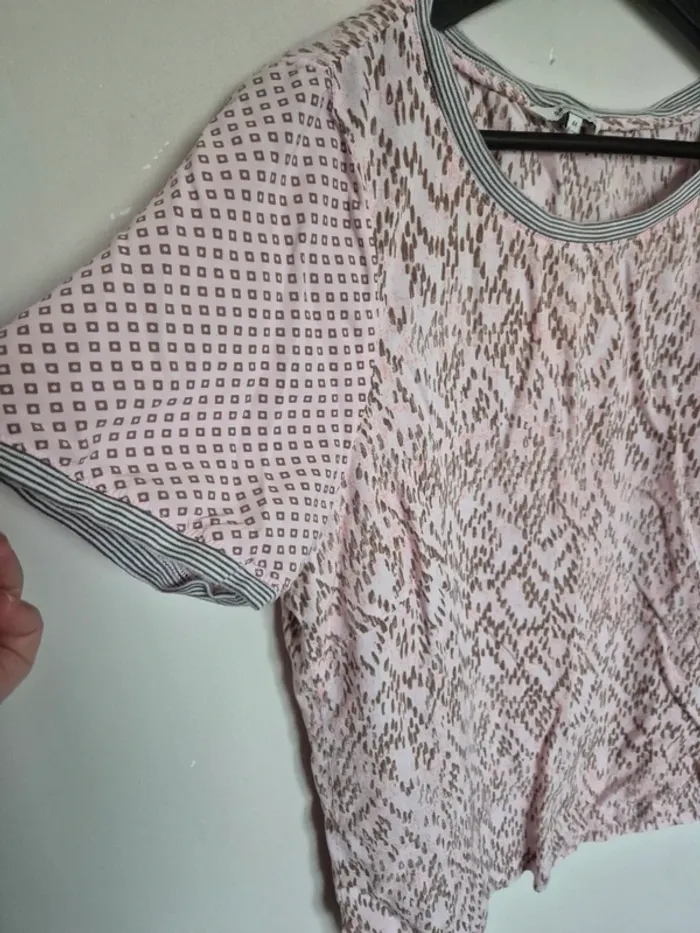 T-shirt Sandwich taille 44 - photo numéro 3