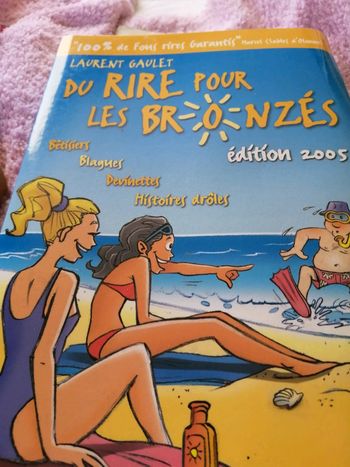 Du rire pour les bronzés