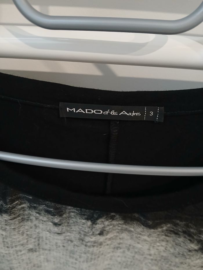 Robe courte noire - photo numéro 3