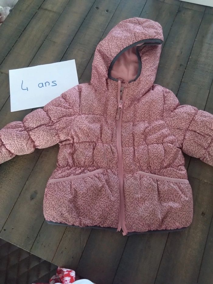Doudoune tex capuche t 4 ans
