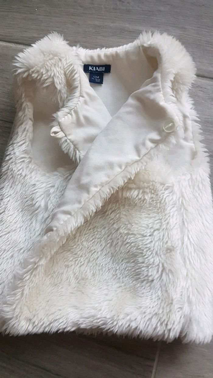 Gilet fausse fourrure Kiabi 12 M - photo numéro 4