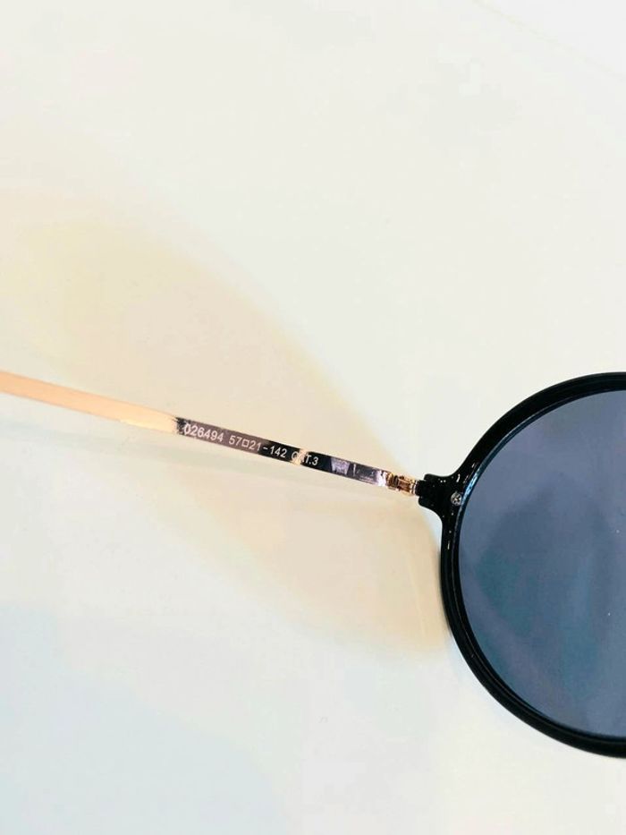 Lunette de soleil femme ronde noire bras dorés uvprotection catégorie 3 - photo numéro 6