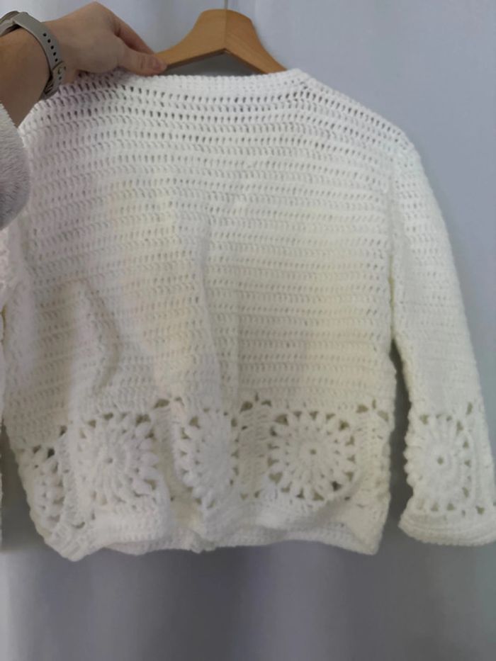 Gilet veste femme ou fille neuf blanc en laine fait main - photo numéro 4