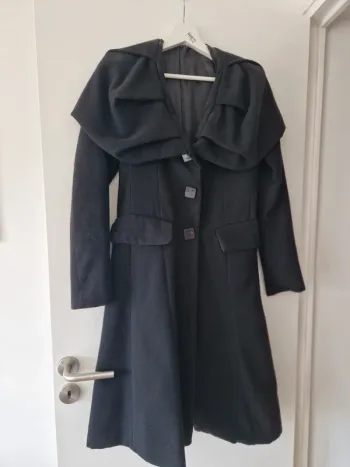 Manteau femme classe noir Exxe Taille S