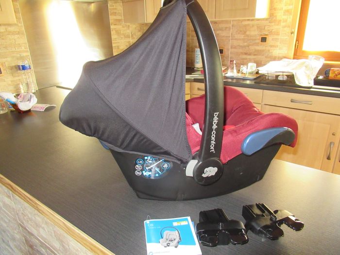 Cosy / siège auto Bébé Confort CITI en très bon état Groupe 0 coque - photo numéro 3