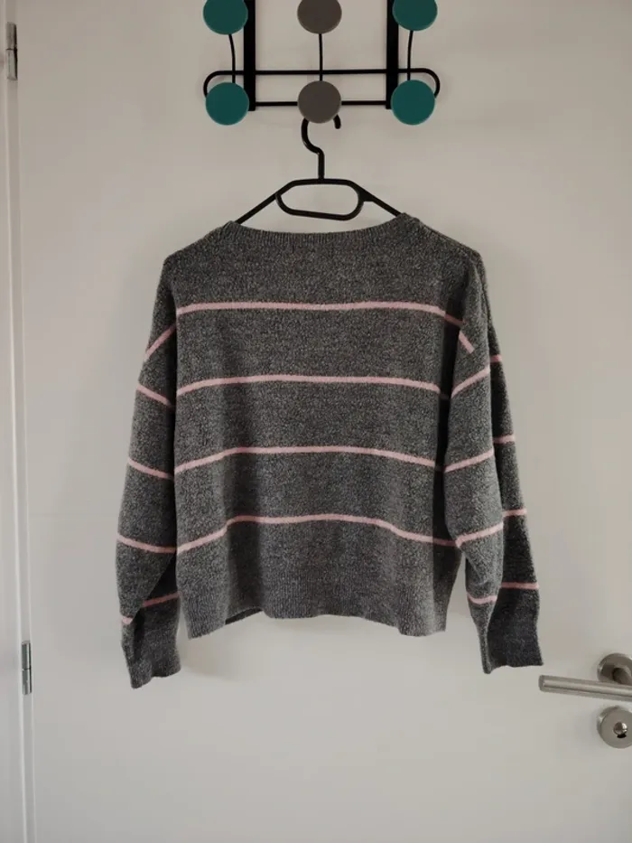 pull gris & rose taille M - photo numéro 4