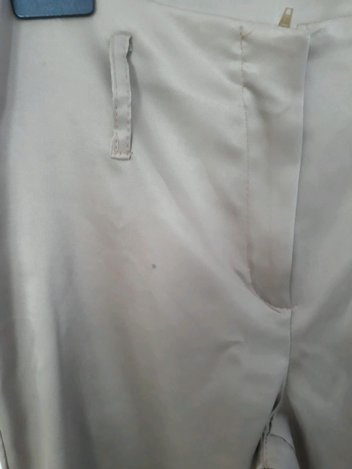 Pantacourt beige en coton effet satiné taille 2 - photo numéro 4