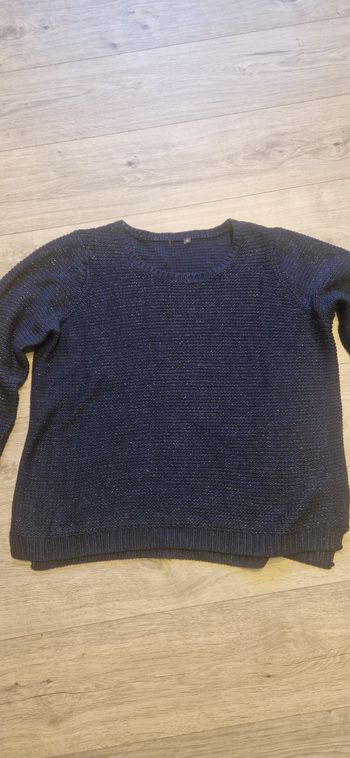 Pull femme bleu marine effet pailleté