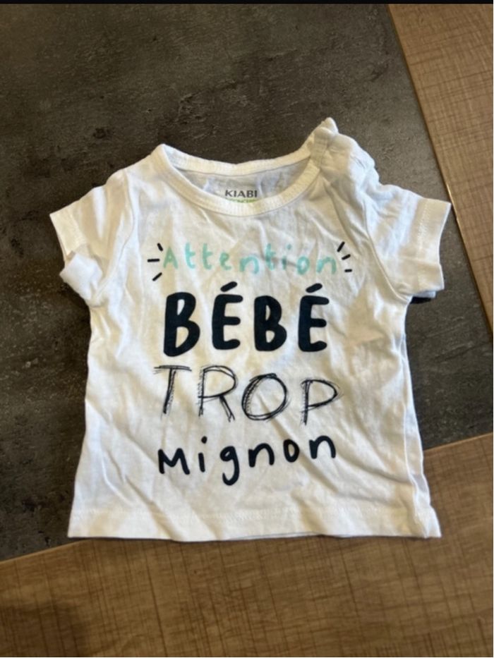 Pantalon et t-shirt manches courtes bébé taille 1 mois - photo numéro 3