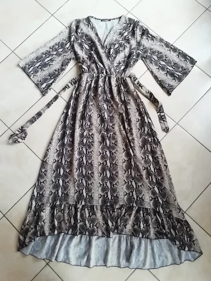 Longue Robe Manches longues Made In Italy Taille XS - XS/S Neuve!!