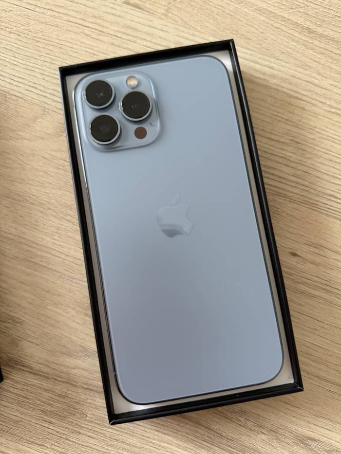 I p h o n e 13. - photo numéro 7