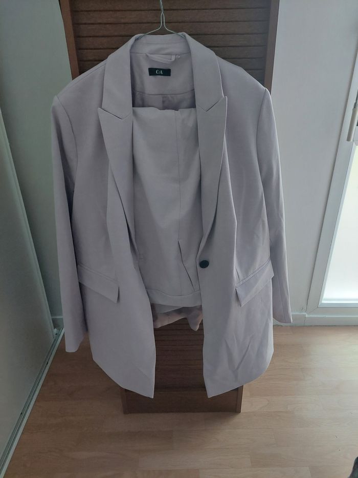 Ensemble tailleur femme - photo numéro 9