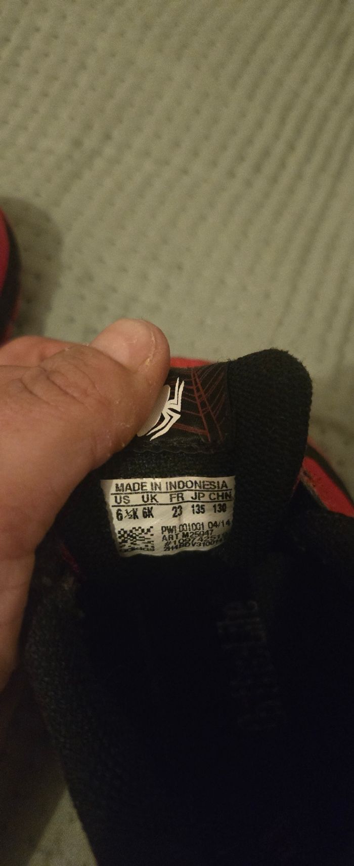 Basket adidas spiderman 23 - photo numéro 5