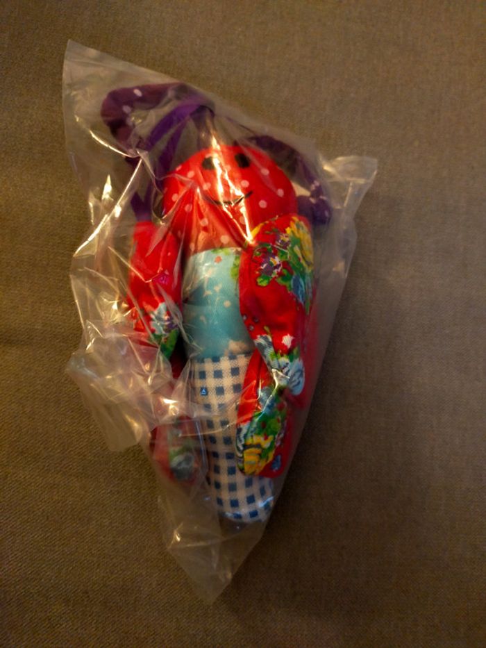 Peluche Papillon en tissu – Bébé / Déco – 20 x 20,5 cm – Neuf avec étiquette - photo numéro 8