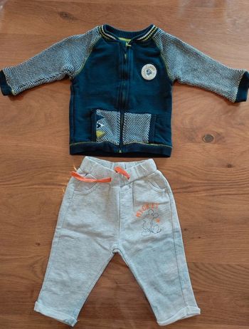 pull et pantalon Disney Orchestra 9 mois