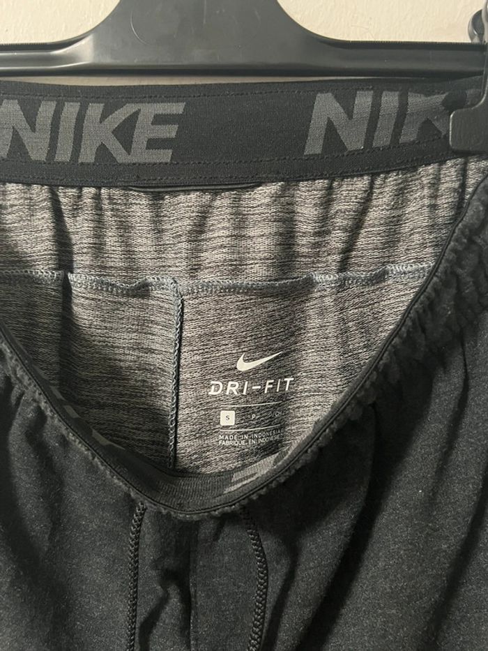 Jogging Nike - photo numéro 3