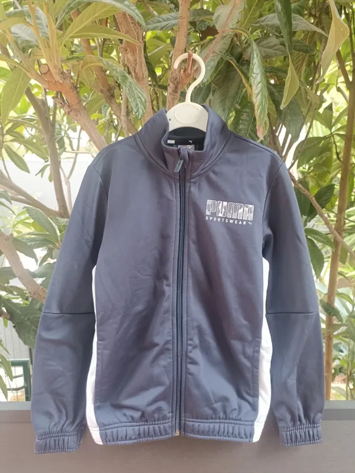 Gilet zippé bleu marine puma garçon taille 9/ 10 ans