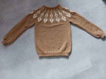 Pull beige et blanc Taille 36/38 tricoté main Bergère de France Neuf
