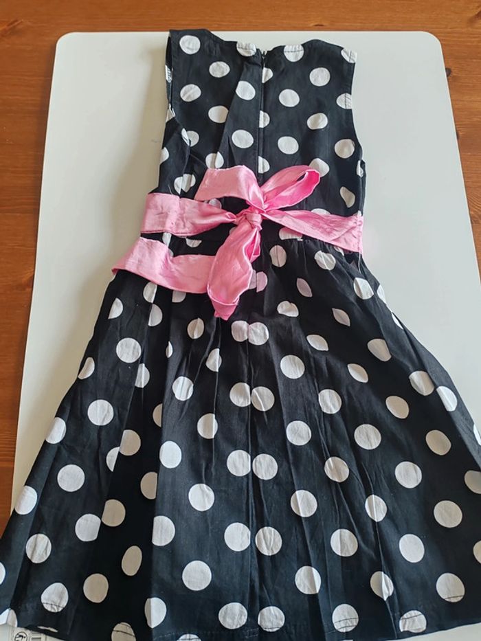 Robe 6 ans - photo numéro 2