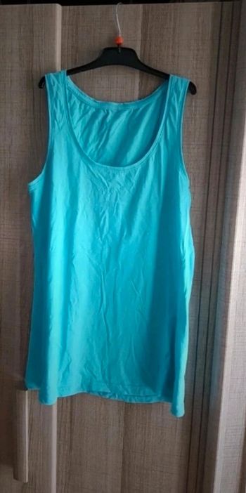 Débardeur femme, taille 40.