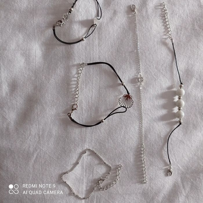 Lot 5 bracelets