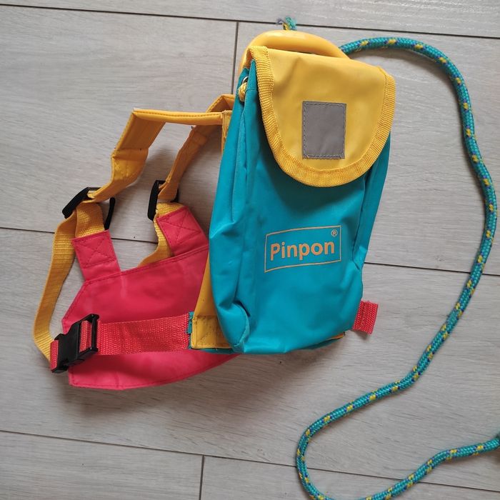 Harnais sac à dos avec mousqueton et poignée