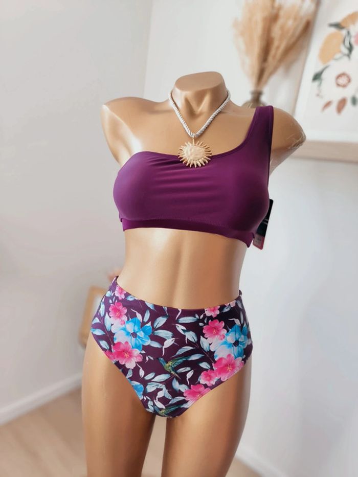 🌺 Maillot de bain une épaule - Neuf avec étiquettes ! 🌺
Taille S (36)