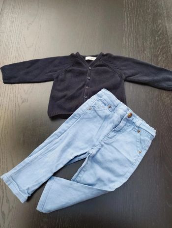 Ensemble bébé garçon jean bleu et gilet marine 12 mois