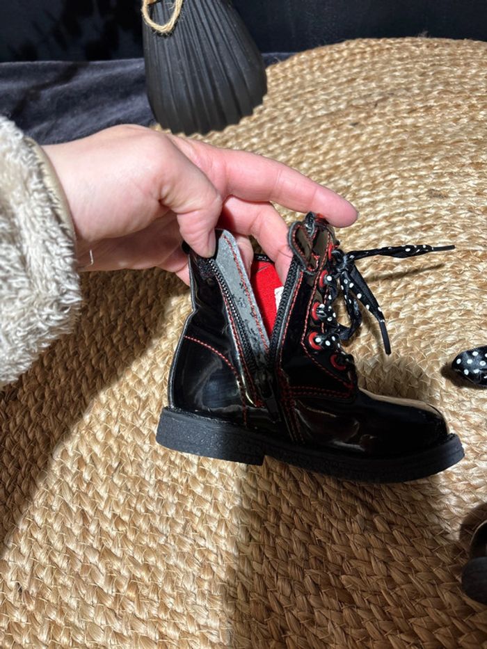 Bottes minnie fille pointure 22 - photo numéro 8