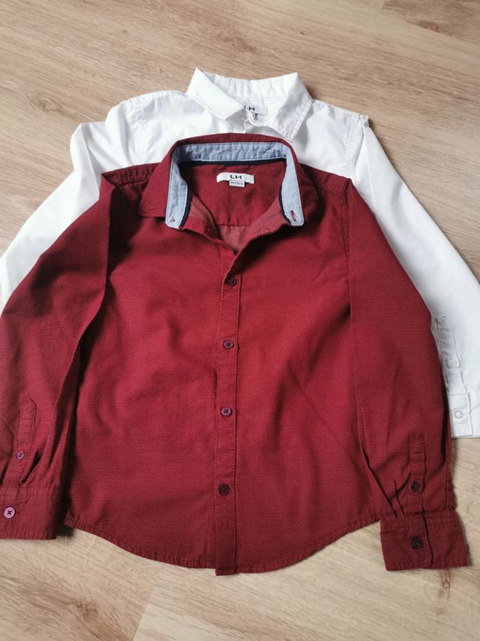 Chemises blanche et rouge à manches longues LH 8 ans