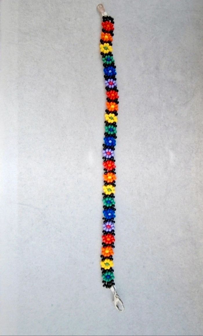 Bracelet multicolore motif fleurs - photo numéro 3