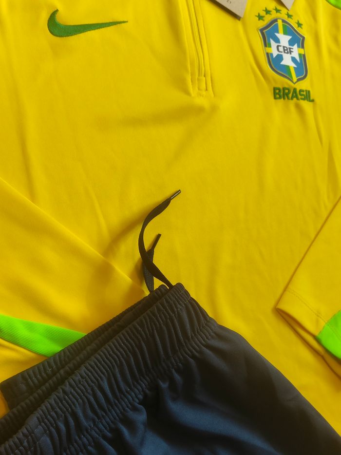 Ensembles football nike Brésil/ Taille M - photo numéro 2