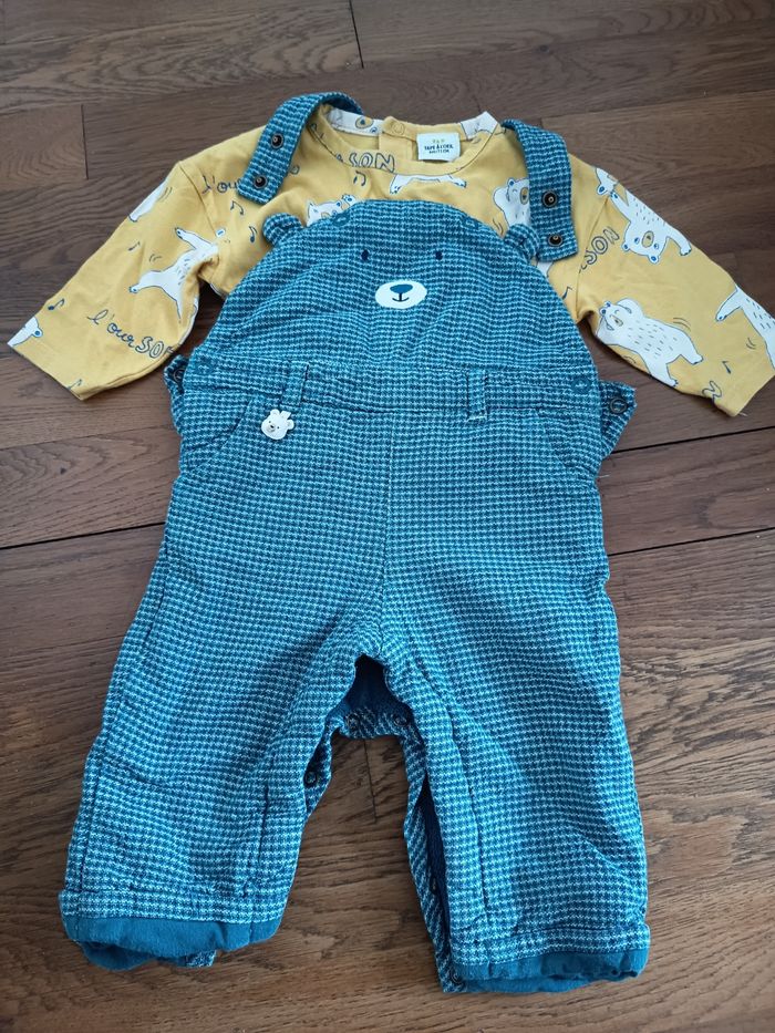 Salopette très chaude doublé sergent major 9 mois et tee short Tape à l'oeil