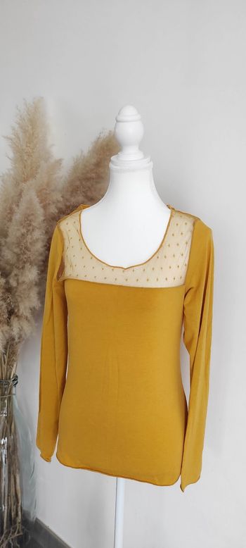 Tee-shirt femme manches longues taille M très bon état