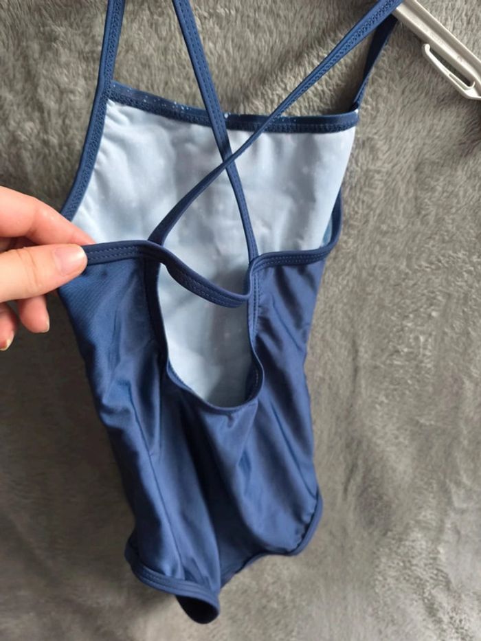Maillot de bain 1 pièces neuf 4 ans - photo numéro 6