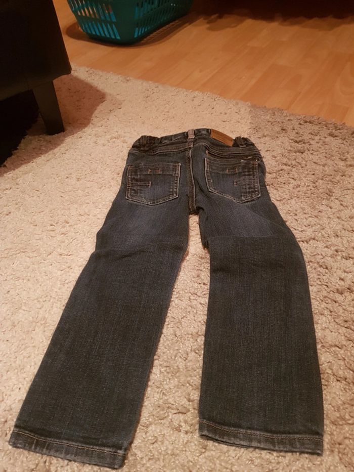 Jean 4 ans - photo numéro 2