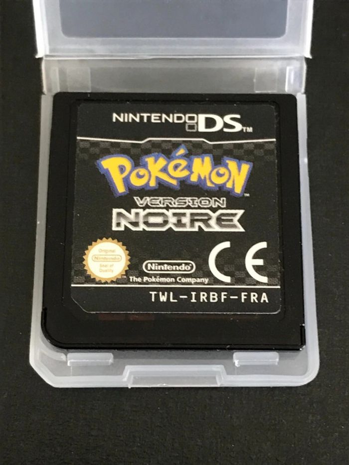 Pokémon version Noire Nintendo DS - photo numéro 2