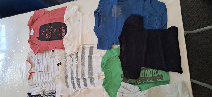 lot de vêtements(3mois) - photo numéro 3