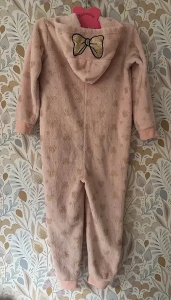 Joli pyjama Minnie de Disney 5 ans en très bon état