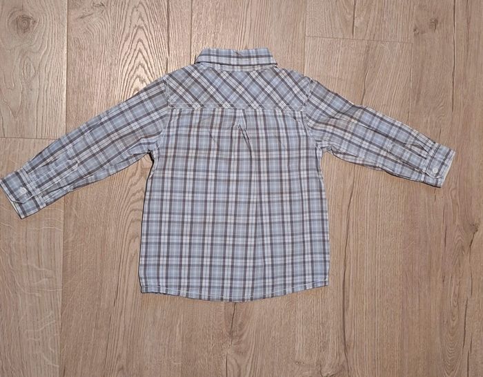 Lot 6 chemises 18mois (dont 1 neuve) - photo numéro 4
