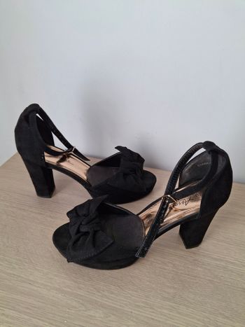 Talons à nœuds 38